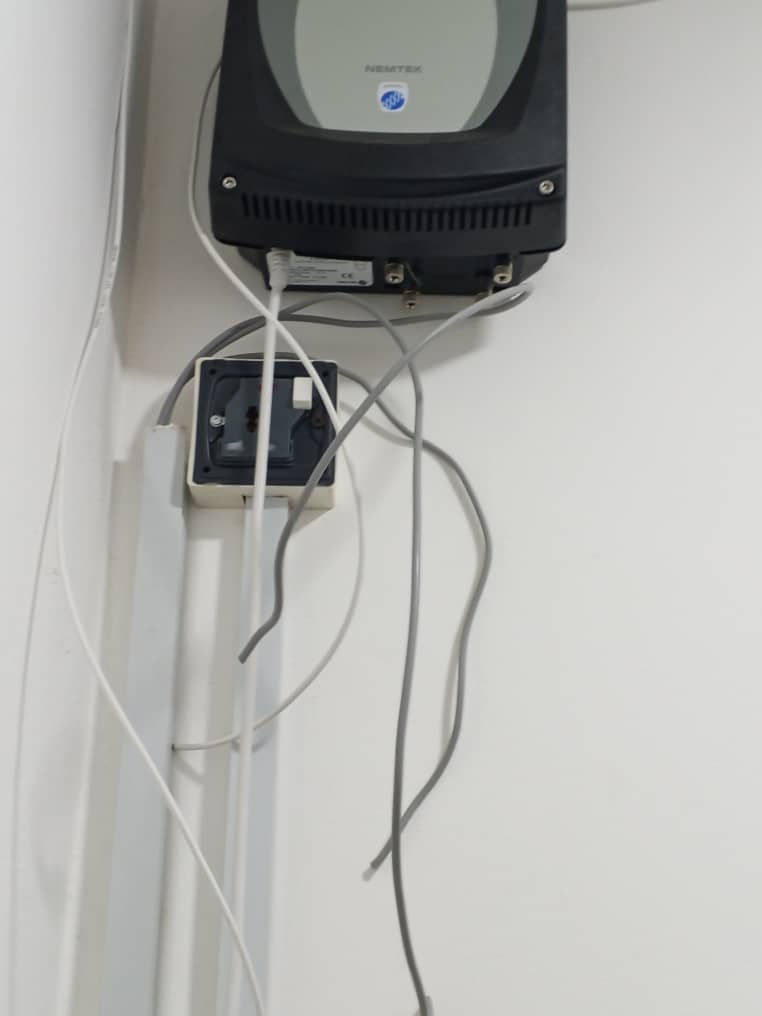 installation of electric fence energizer